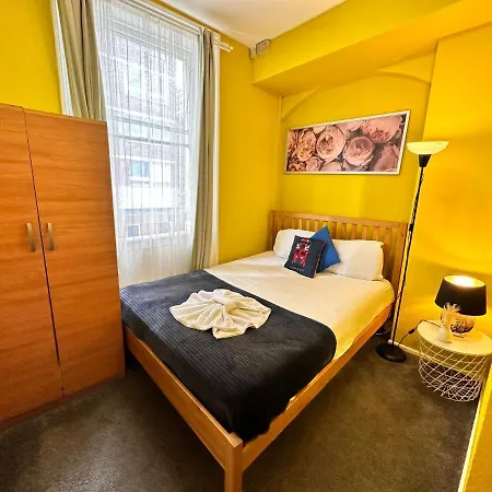Budget 2-bedroom In * London