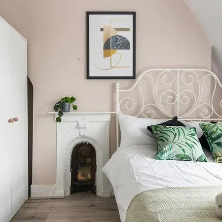 Cosy 3 Bed Flat 15mins To Kings Cross Apartment *