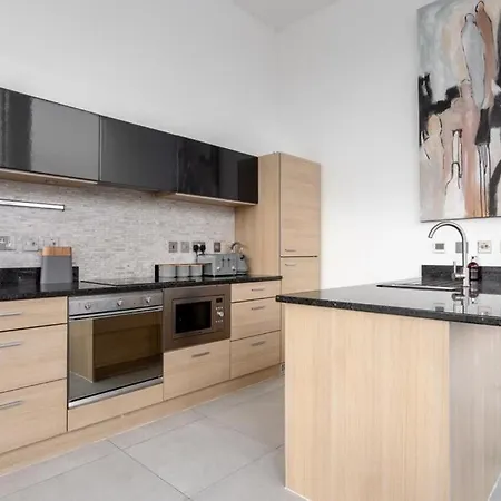 Luxury 1bed In Converted Warehouse Next To Excel
