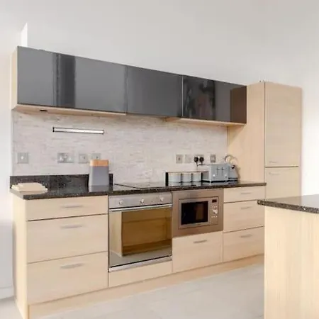 Apartment Luxury 1bed In Converted Warehouse Next To Excel *