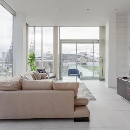Luxury 1bed In Converted Warehouse Next To Excel
