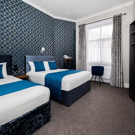 Hotel Mentone 3*