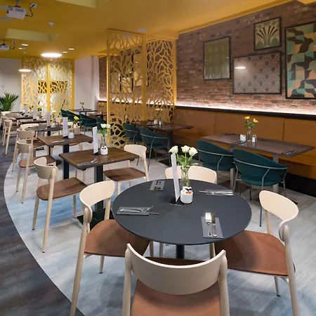 The Wesley Euston Hotel 4*