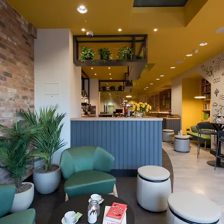 Szálloda The Wesley Euston 4*