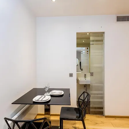 Space Aparthotel