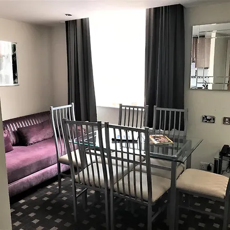 Grand Plaza Serviced 4* Londyn