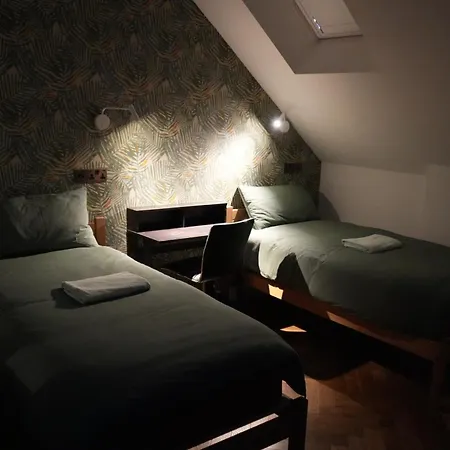 Fountain Hotel 2*