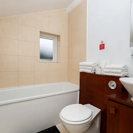 Islington 3*