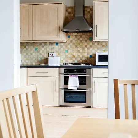 Bedford Hill Apartment