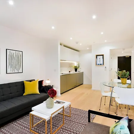 Clapham South 1 *