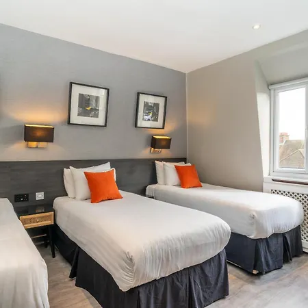 Croft Court Hotell