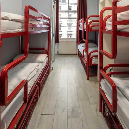 Hostel Astor Victoria London