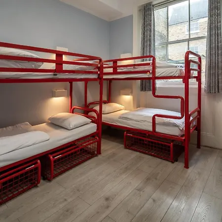 Astor Kensington * London