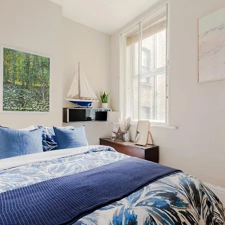 Artistic Pied-A-Terre, Steps From The Tube, Moments From London'S Heart * London
