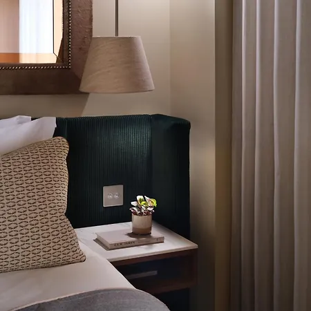 The Hari Hotel 5*