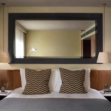 The Hari 5*
