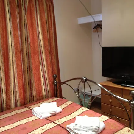 Guest house The Dharma Enfield