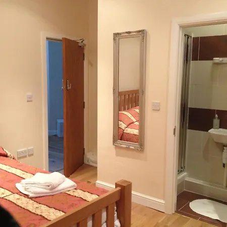 The Dharma Guest house Enfield