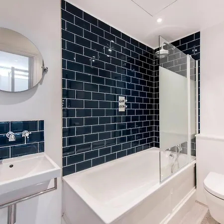 Holiday home Divine 3 Bed House In Battersea