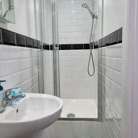 The Windmill 3* London