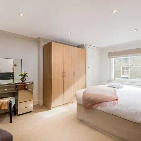 Spacious, Calm One Bedroom Apartment