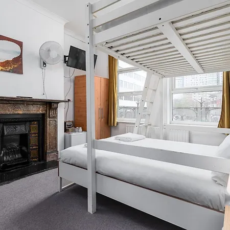 Ryam Bed and Breakfast Λονδίνο
