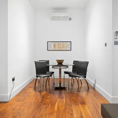 Vakantiehuis 2, 48 Bishopsgate By Living