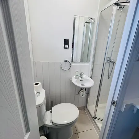 F19- Bright Studio For 1 Near Paddington London