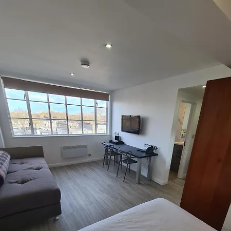 Apartment Roland House *