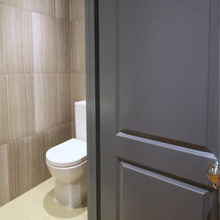Barons Court Queens Club By Viridian Apartman