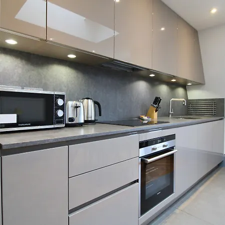 Barons Court Queens Club By Viridian Appartement *