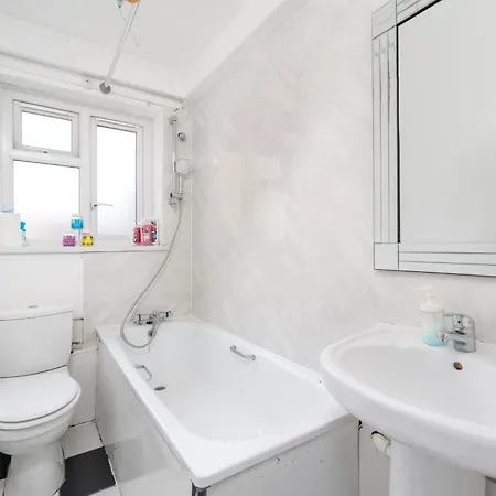 Spacious 1 Bed Flat In Dalston Apartment