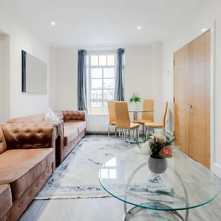 Hyde Park Apartment London