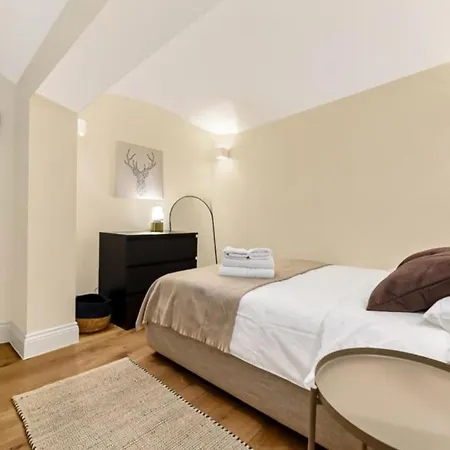 Super High-end Kensington House Near Hyde Park