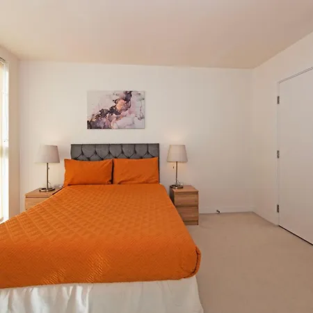 Grand Kew Gardens Apartman