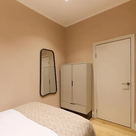 The Bayswater Gardens - Bright 3bdr