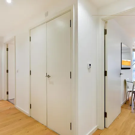 Apartment Clapham South 1 London