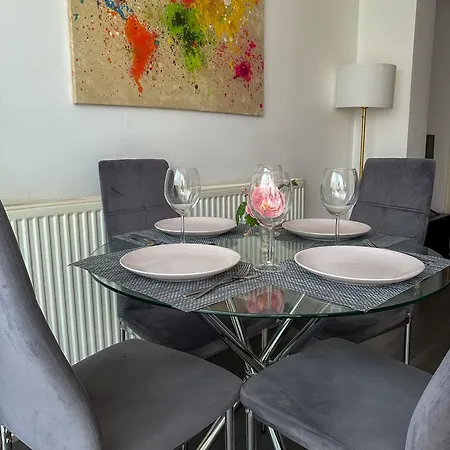 Wembley Oasis: Modern Semi-detached Near Stadium