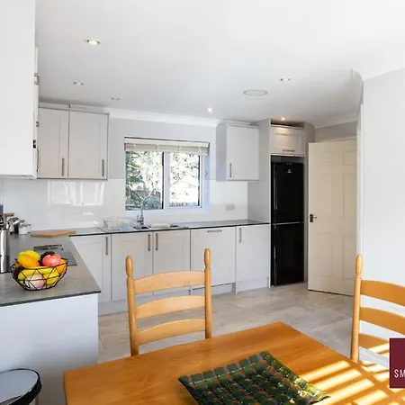 Wimbledon - Driveway Parking Garden 4Bed Holiday home *