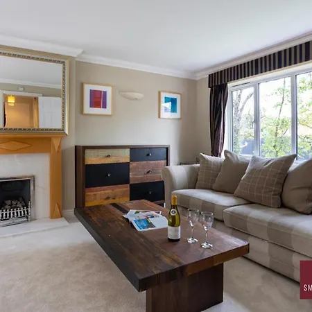 Wimbledon - Driveway Parking Garden 4Bed Holiday home London