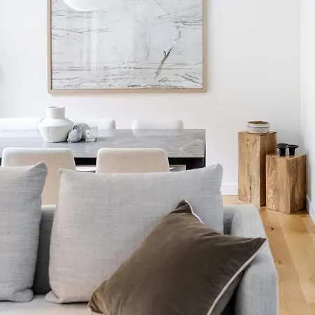 Holiday home Luxury Mayfair Townhouse With Ac 3br 3ba