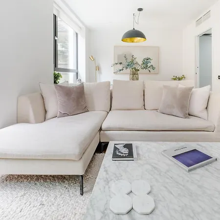 Casa vacanze Luxury Mayfair Townhouse With A/c 3br 3ba *