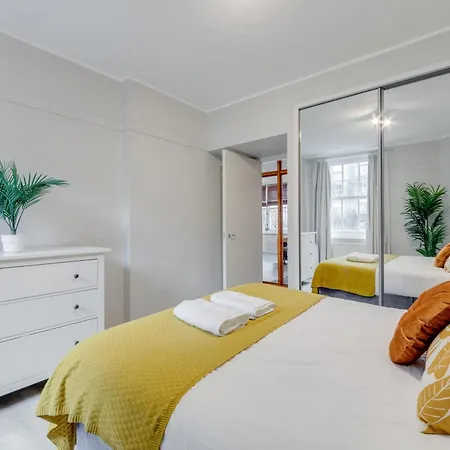 Spacious 1 Bed Apartment- Close To Kings Cross Station Apartment