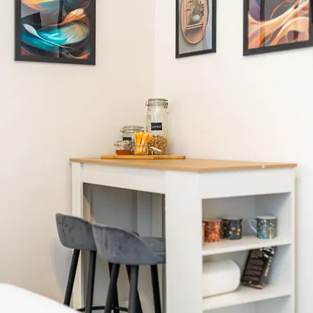Highbury & Islington Hub * London