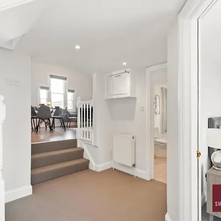 Richmond - 2 Bedroom Duplex Apartment Richmond (Greater London)