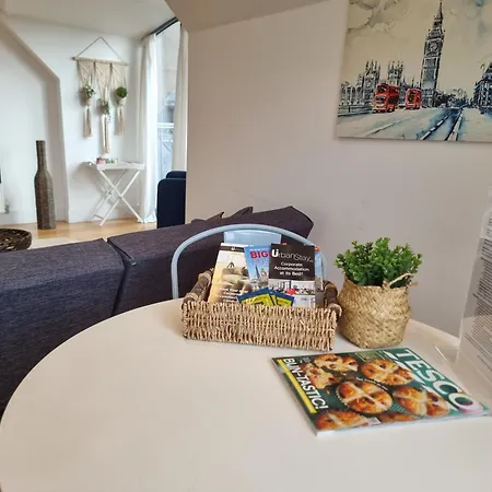 Shard View Apartment