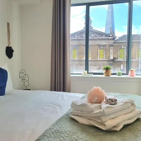 Shard View Apartment London