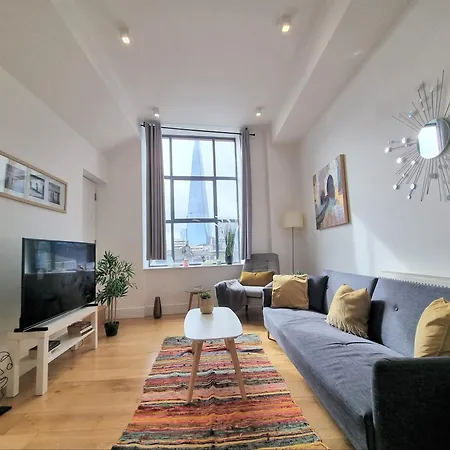 Shard View Apartment London