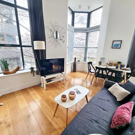 Apartment Shard View *