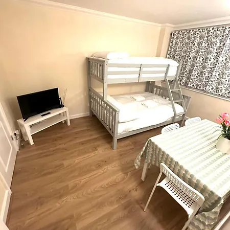 Fitzroy Royale Apart- London